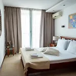 Port Apartment