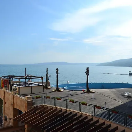 Port Apartment Balchik